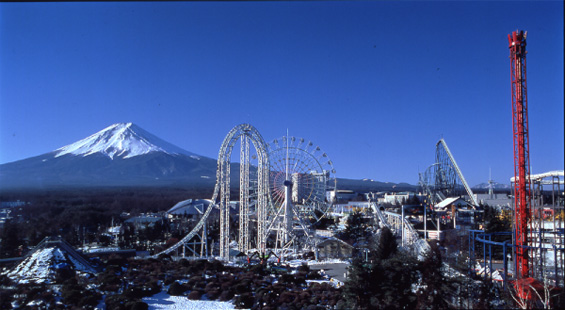 富士急游乐园全景